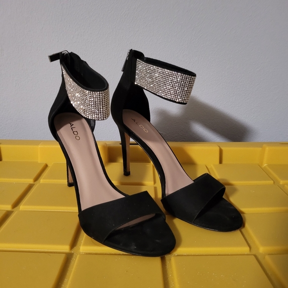 ALDO Rhinestone Thick Strap Size 9 - Picture 2 of 7